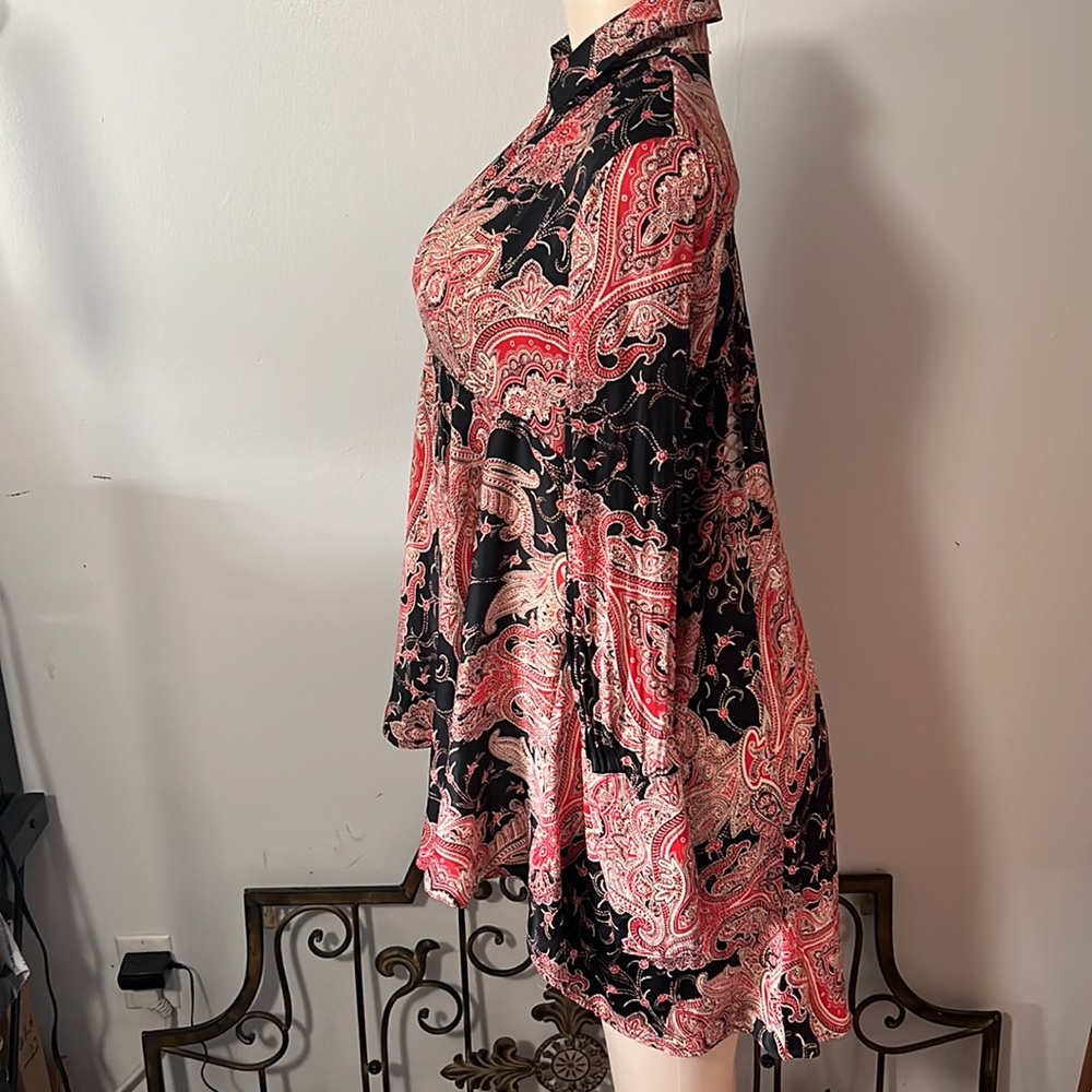 Free People Long Sleeve High Low Style Top- Red Black Tan Paisley Print - Picture 3 of 10